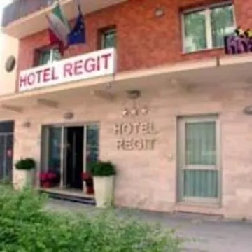 Regit Hotel