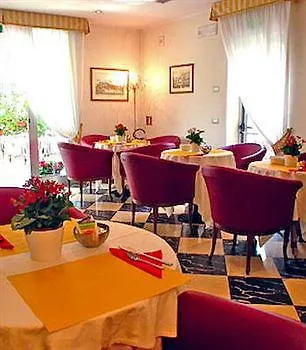 Regit Hotel